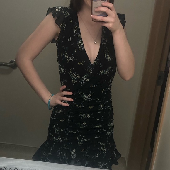 Banana Republic Dresses & Skirts - Banana Republic Black Floral V-Neck Spanish Dress